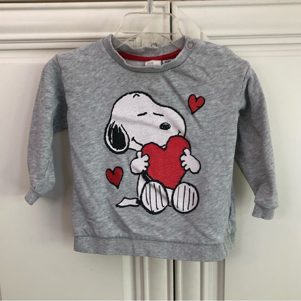 H&M Peanuts collaboration baby sweatshirt